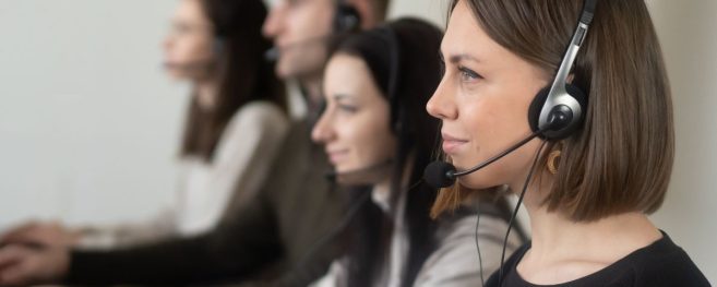 Choosing the Right Call Center Model for Your Healthcare Needs